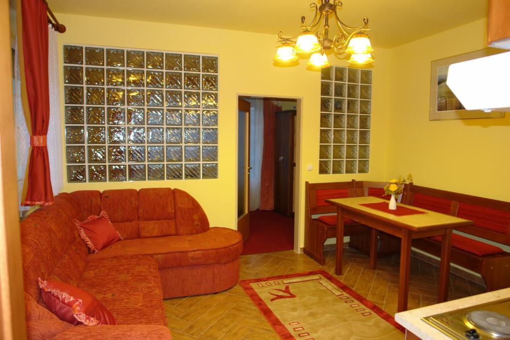 HoldLux Apartmanok Sárvár Extérieur photo