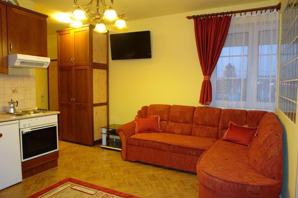HoldLux Apartmanok Sárvár Chambre photo