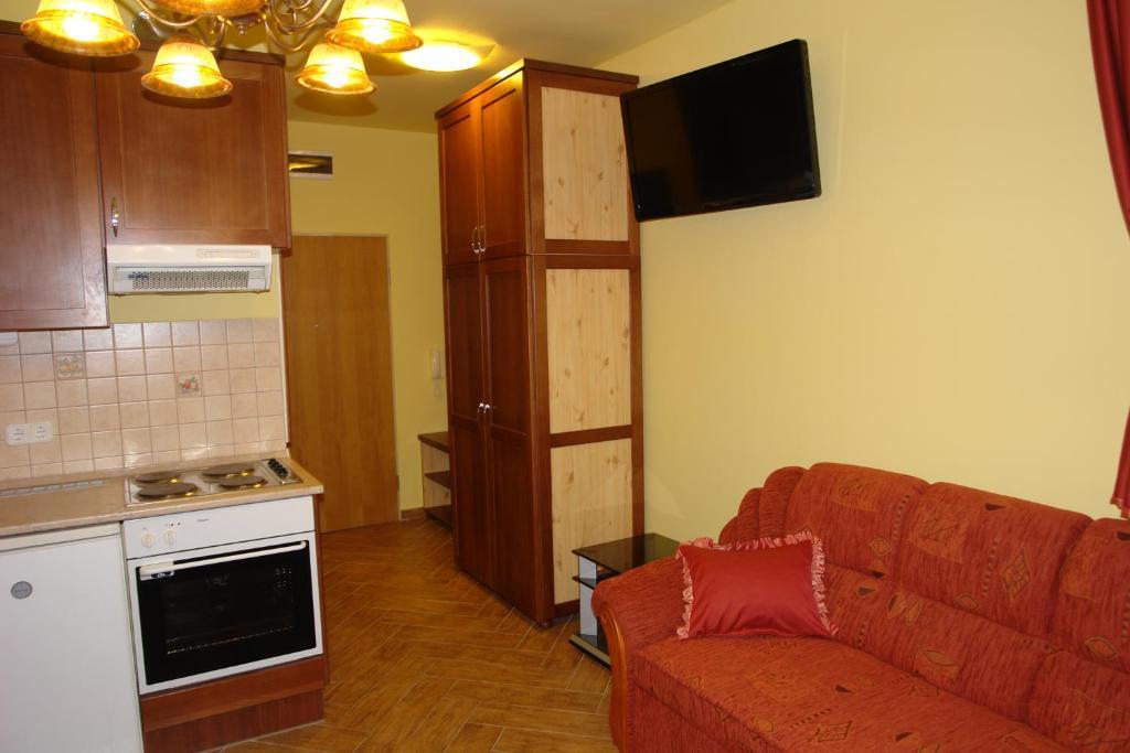 HoldLux Apartmanok Sárvár Chambre photo
